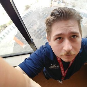 Meet your Posher, Eric